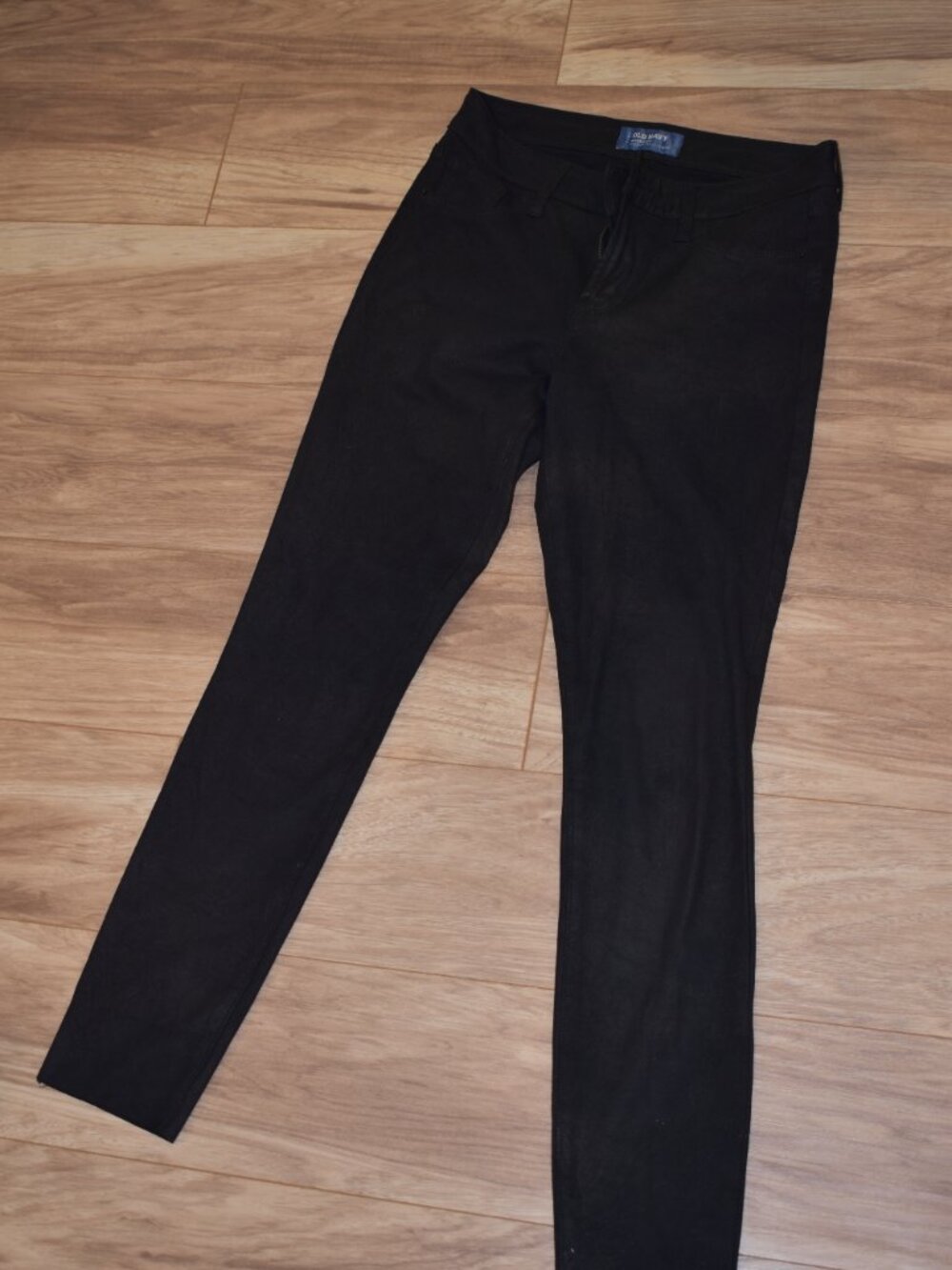 Super-Skinny Rocker Faux Suede Black Pants (Old Navy) - Picture 2 of 6